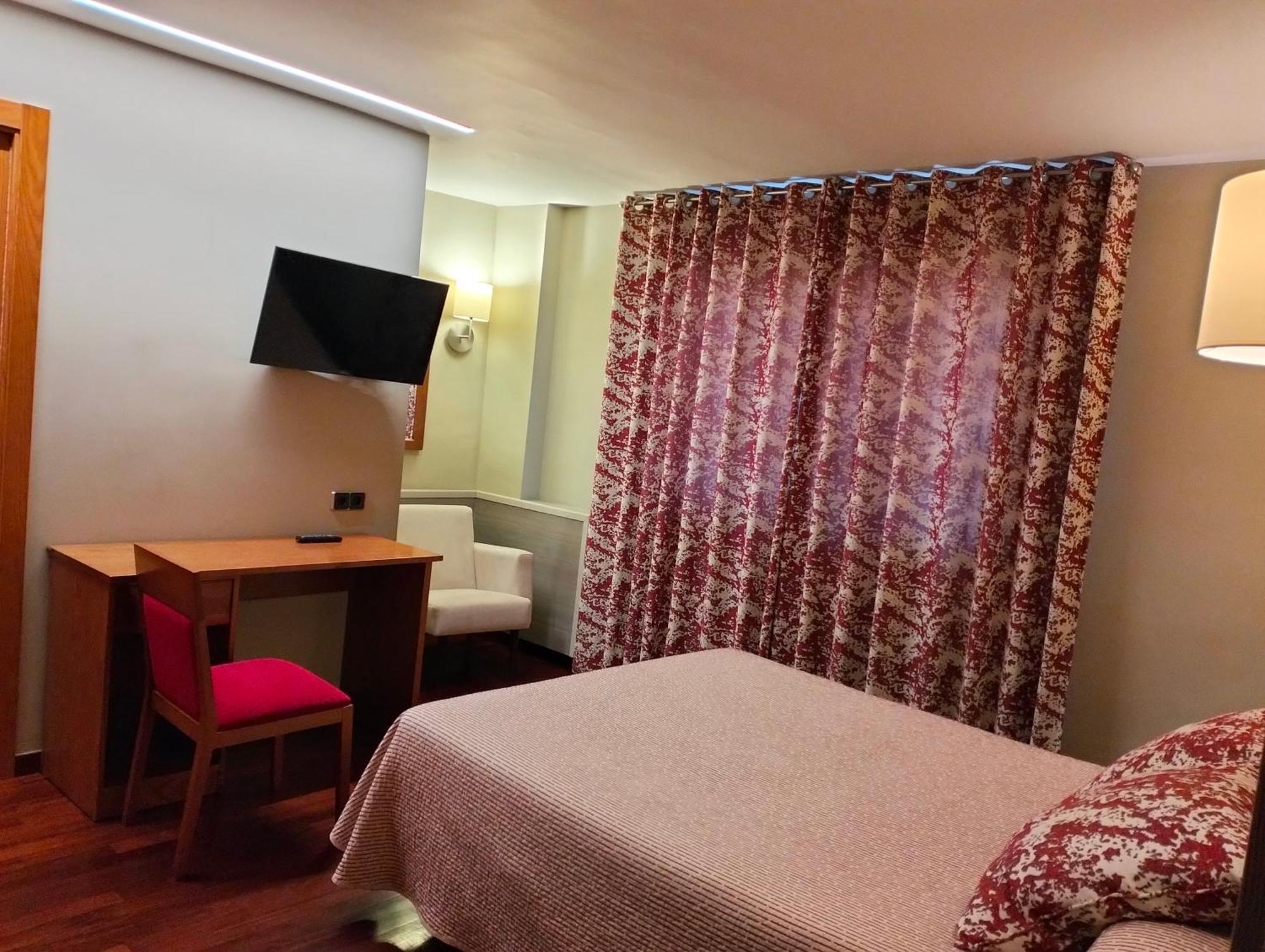 Hotel Aragueells Benasque Zewnętrze zdjęcie