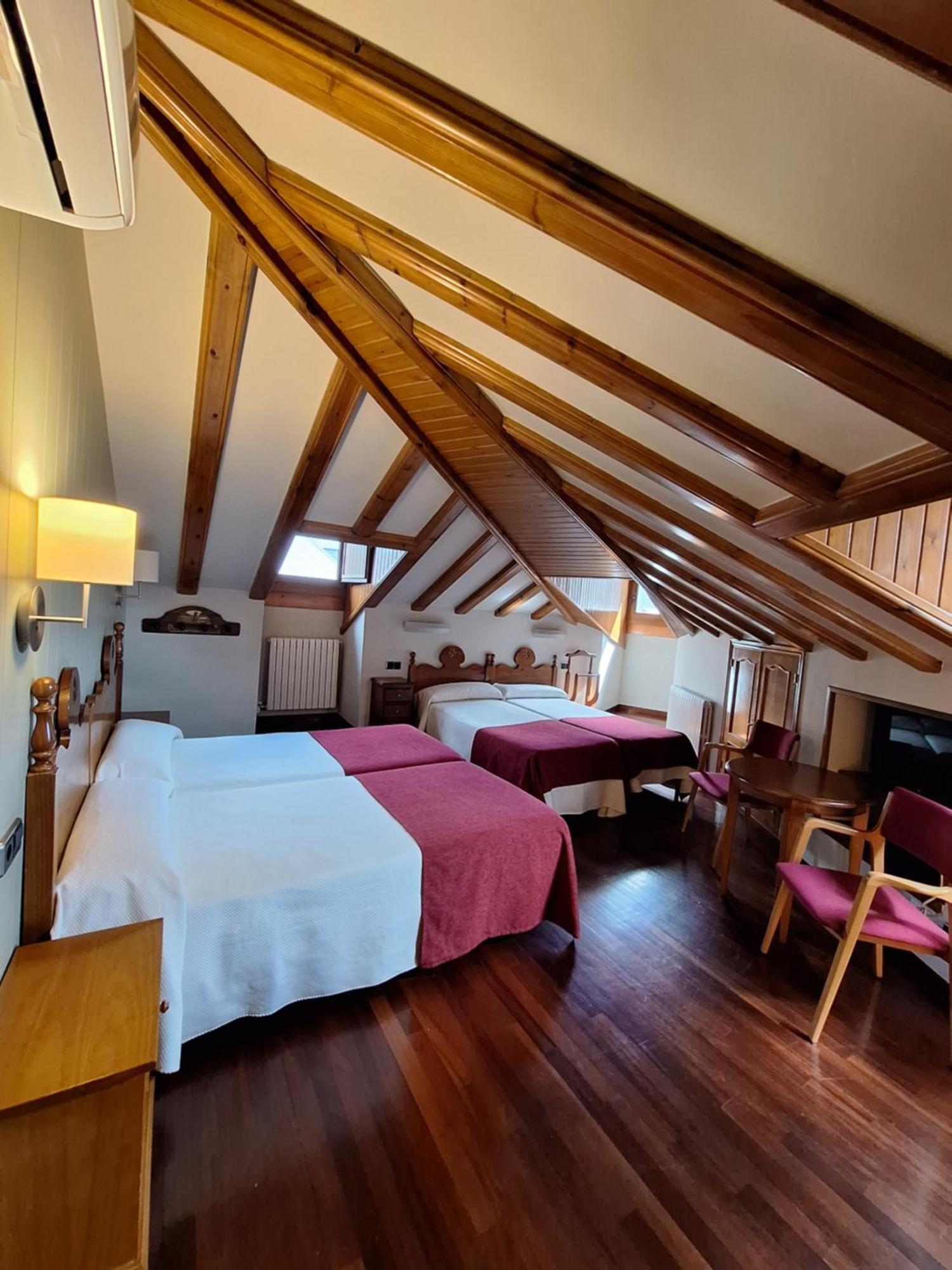 Hotel Aragueells Benasque Zewnętrze zdjęcie