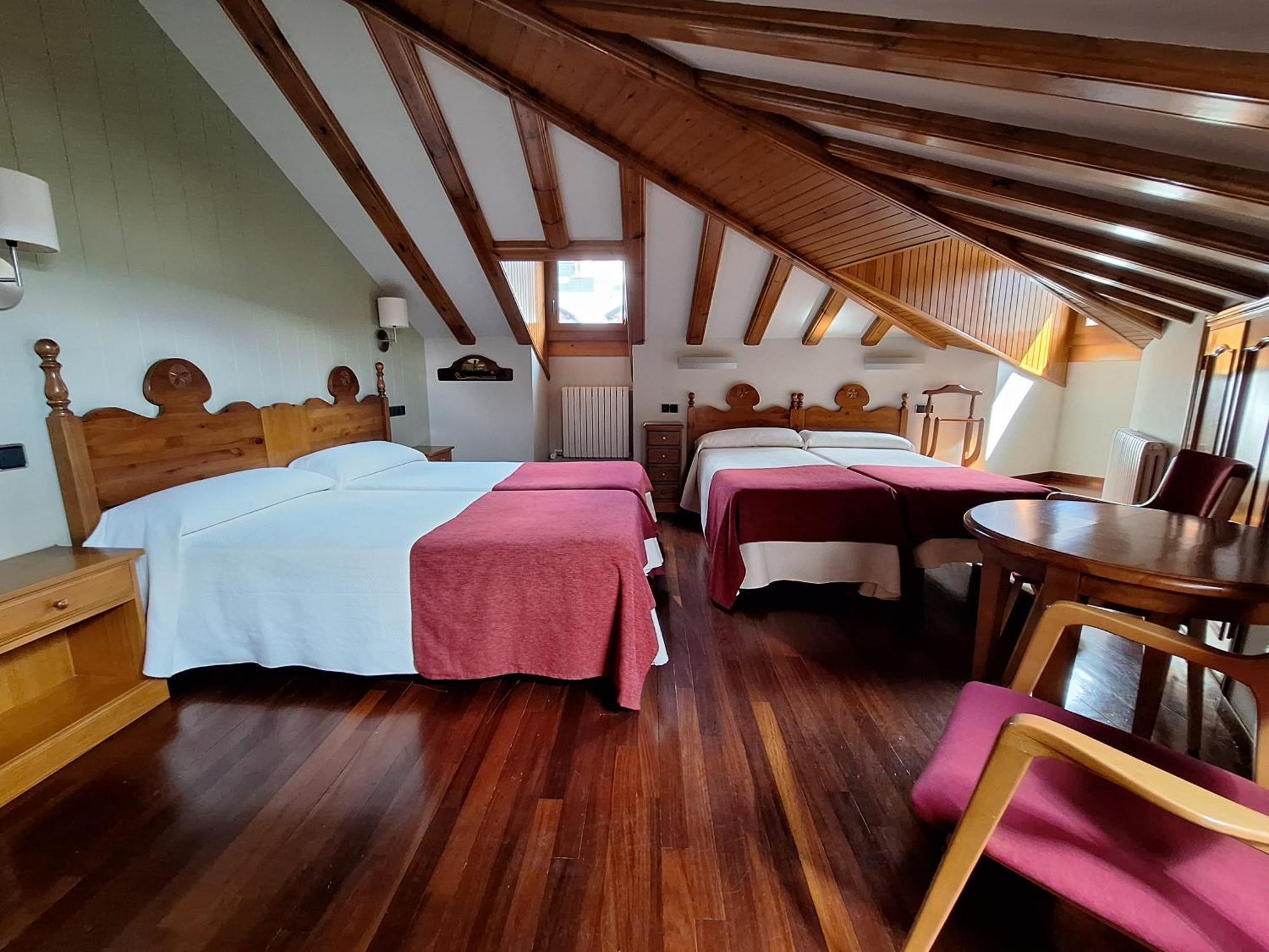 Hotel Aragueells Benasque Zewnętrze zdjęcie