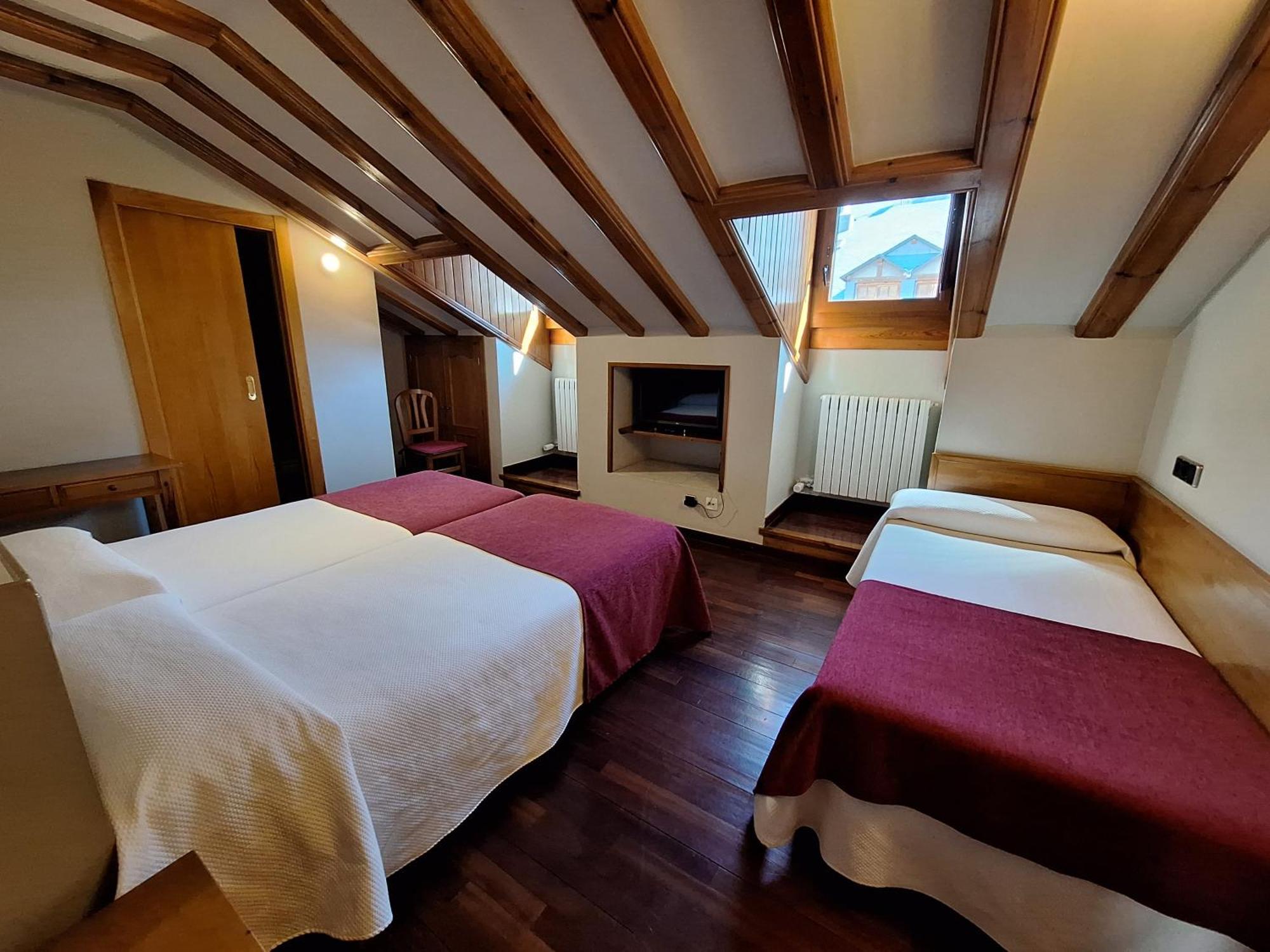 Hotel Aragueells Benasque Zewnętrze zdjęcie